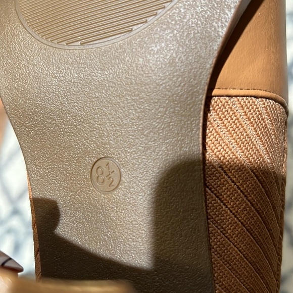 Brown Boots - Picture 5 of 6